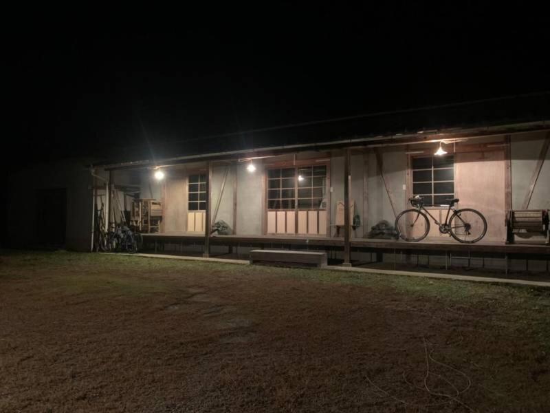 四国旅行のhub拠点 古民家ゲストハウス Heso Camp Miyoshi  Exteriör bild