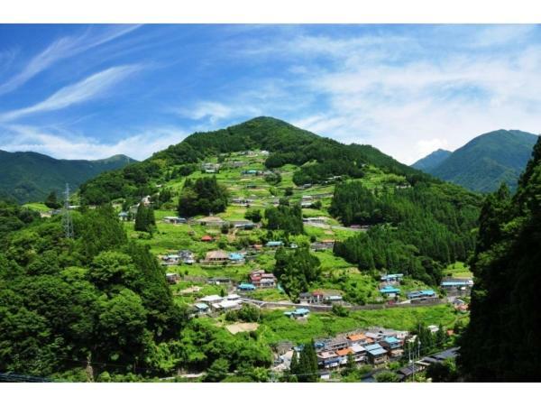 四国旅行のhub拠点 古民家ゲストハウス Heso Camp Miyoshi  Exteriör bild