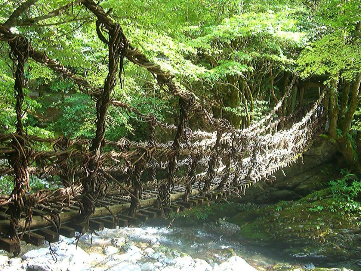 四国旅行のhub拠点 古民家ゲストハウス Heso Camp Miyoshi  Exteriör bild