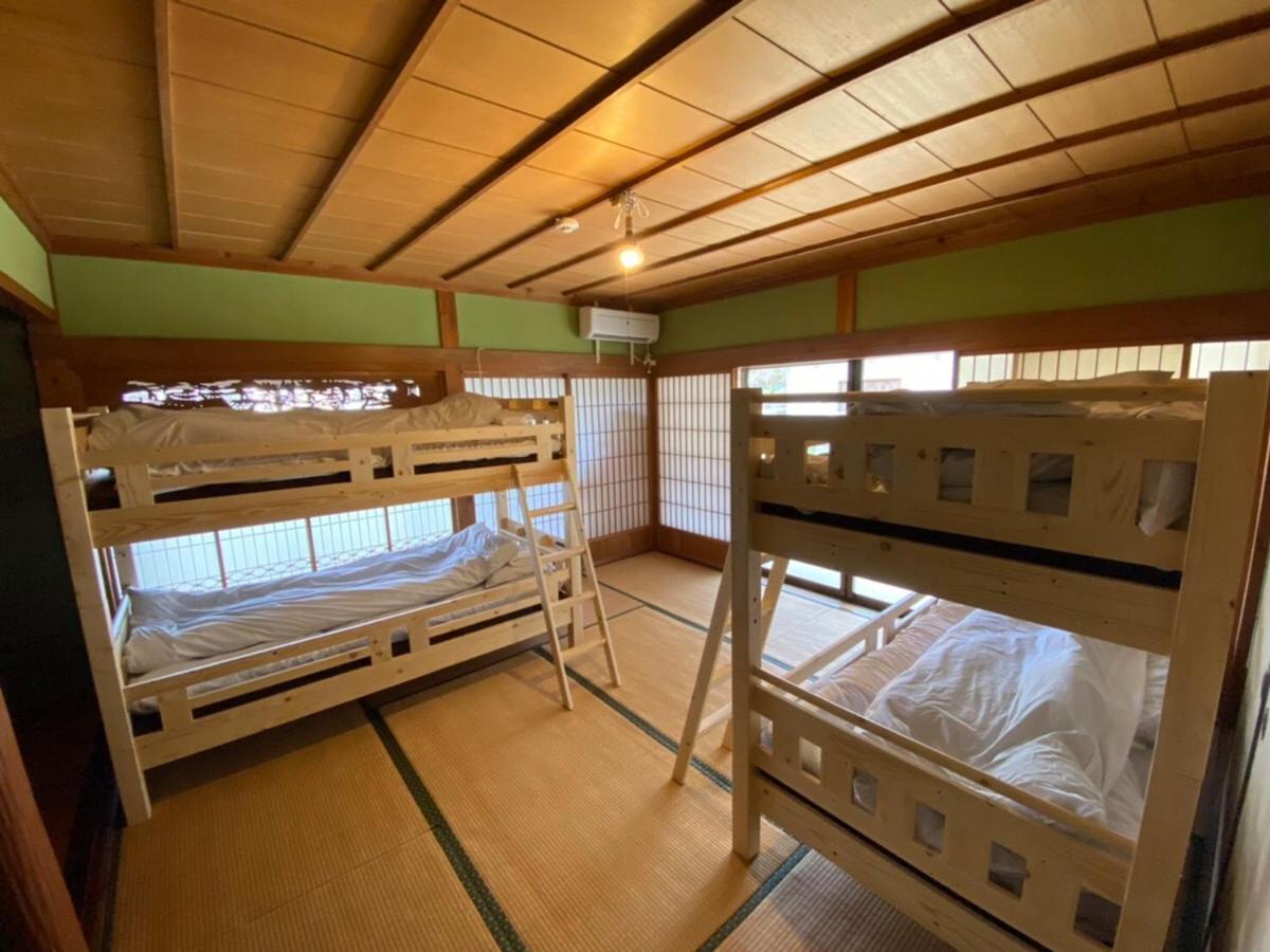 四国旅行のhub拠点 古民家ゲストハウス Heso Camp Miyoshi  Exteriör bild